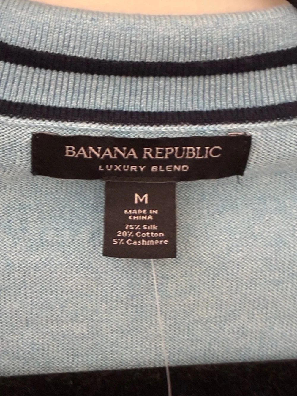 Banana Republic Light Blue Polo‎ with Tipped Collar